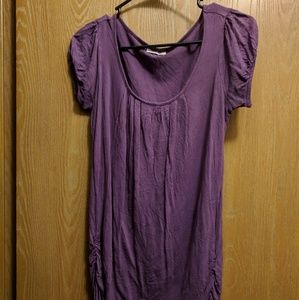 Old Navy Maternity Tee